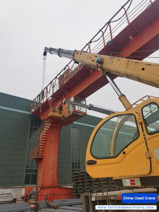 Buy XCMG 20B Used Crane / 1